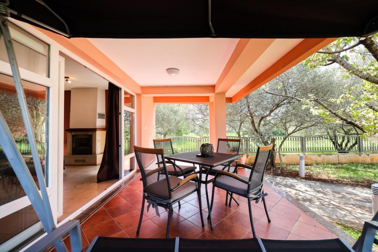 Holiday Home Cvita Sukosan Exterior photo